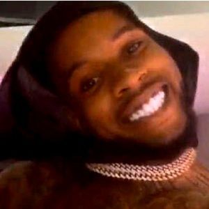 Meet your Posher, Zyaira